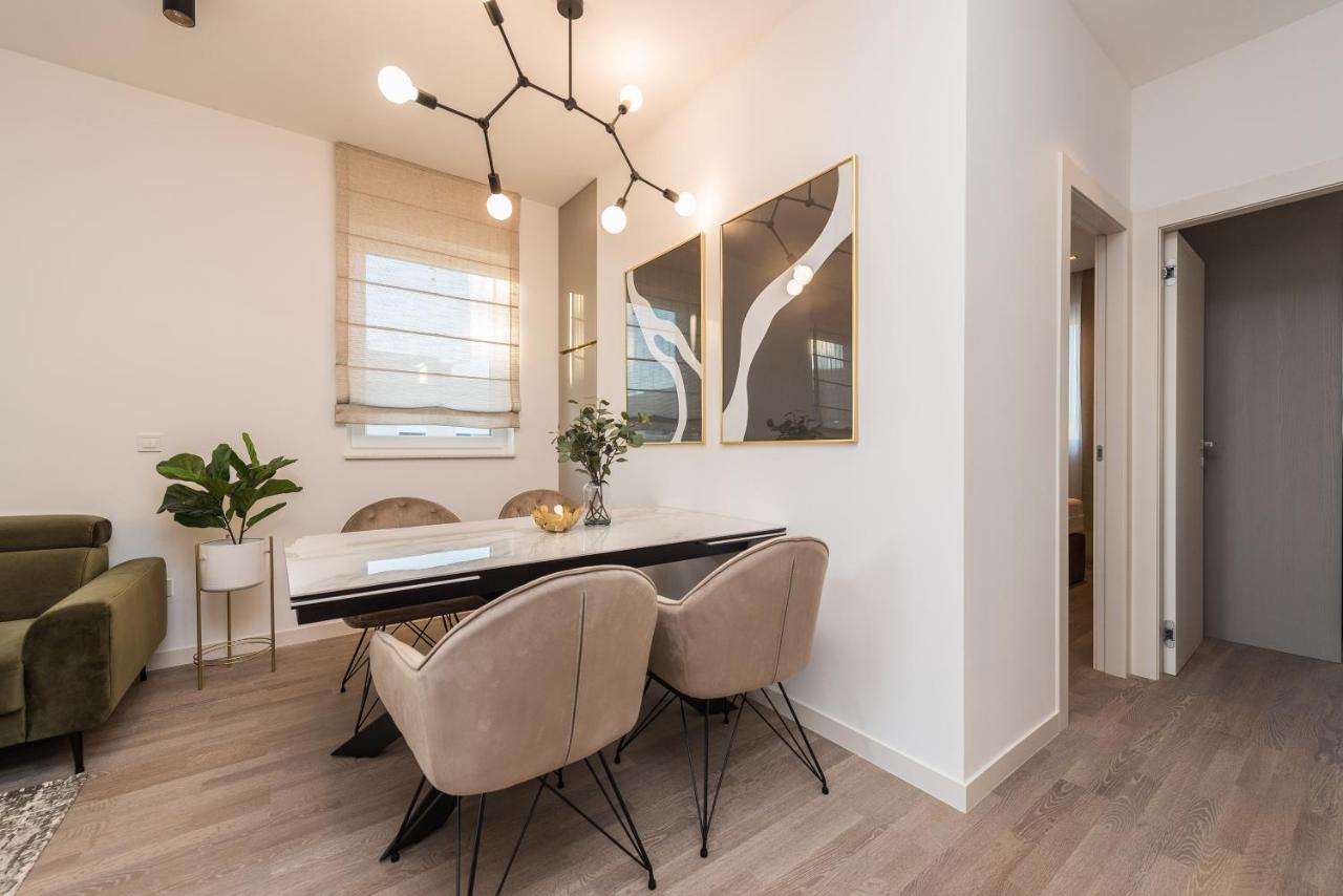 Sky Luxury Penthouse Apartament *
