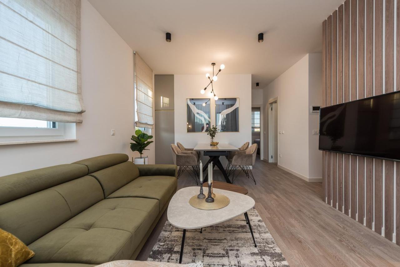 Sky Luxury Penthouse Apartament *